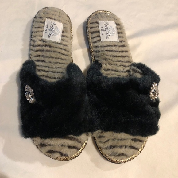 pretty house slippers